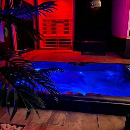 La Suite Grenoble Spa Jacuzzi Et Sauna Privatif Kültér fotó