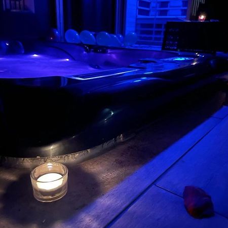 La Suite Grenoble Spa Jacuzzi Et Sauna Privatif Kültér fotó