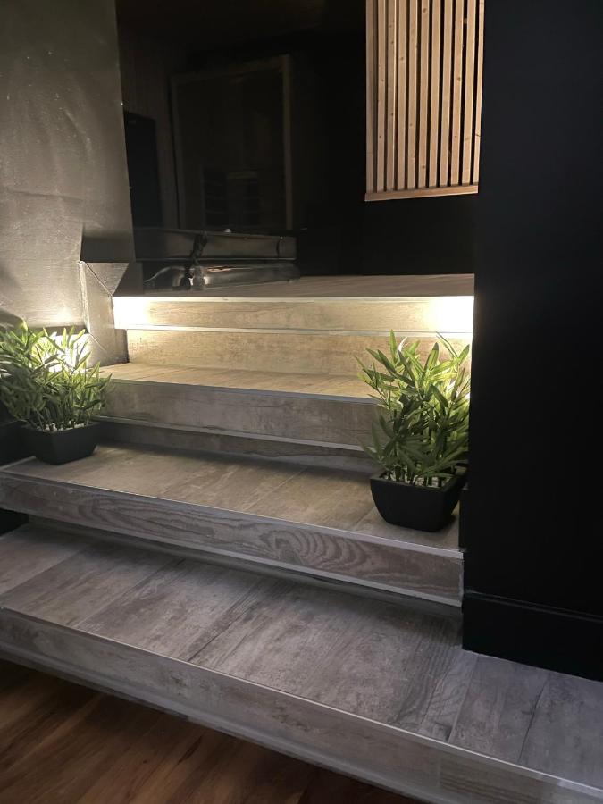 La Suite Grenoble Spa Jacuzzi Et Sauna Privatif Kültér fotó