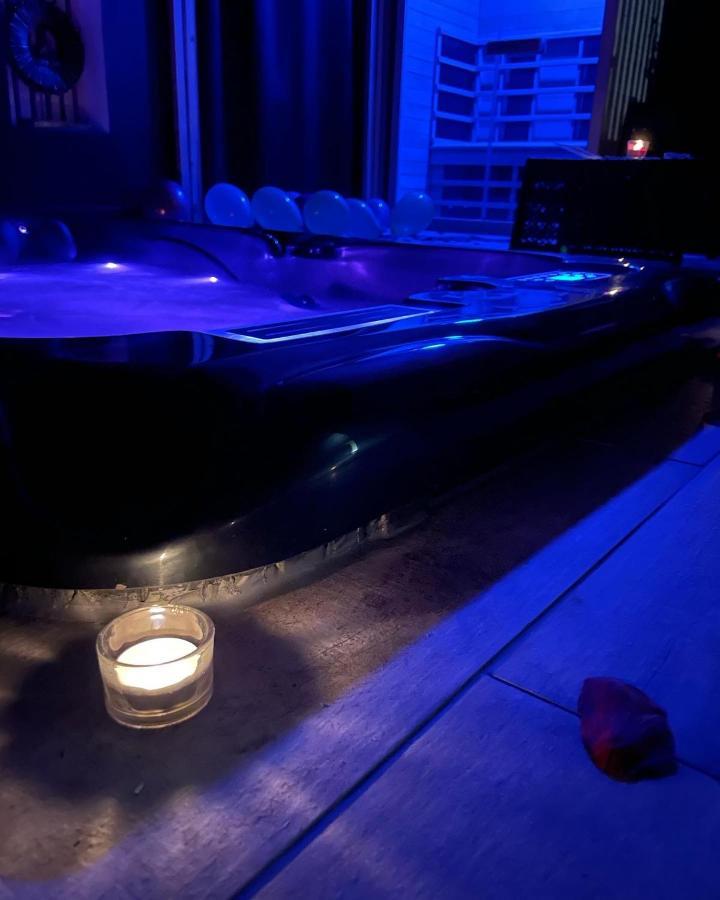 La Suite Grenoble Spa Jacuzzi Et Sauna Privatif Kültér fotó