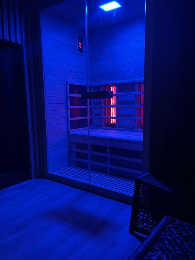 La Suite Grenoble Spa Jacuzzi Et Sauna Privatif Kültér fotó