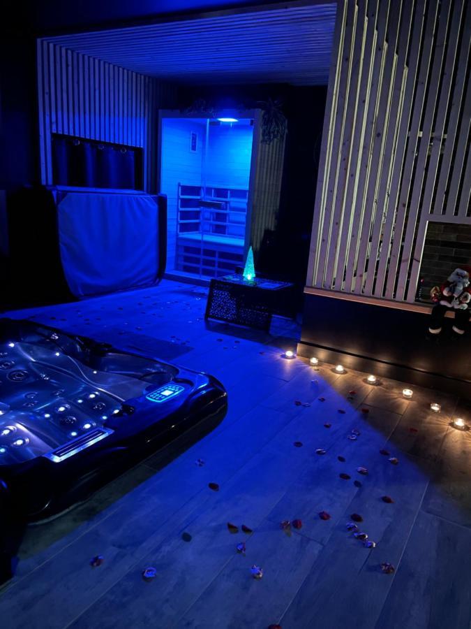 La Suite Grenoble Spa Jacuzzi Et Sauna Privatif Kültér fotó